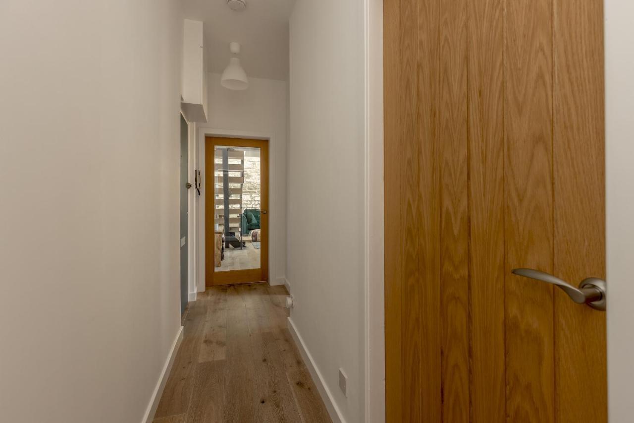 Pass The Keys Stunning 3 Bed Loft Style Apt With Free Parking Эдинбург Экстерьер фото