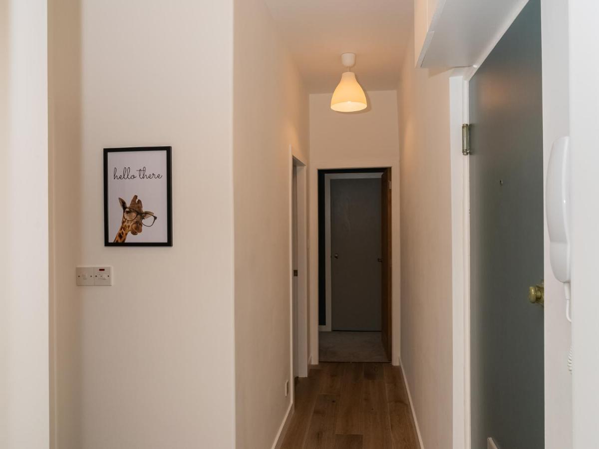 Pass The Keys Stunning 3 Bed Loft Style Apt With Free Parking Эдинбург Экстерьер фото