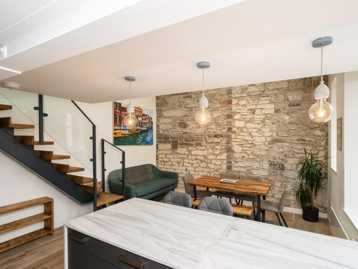 Pass The Keys Stunning 3 Bed Loft Style Apt With Free Parking Эдинбург Экстерьер фото